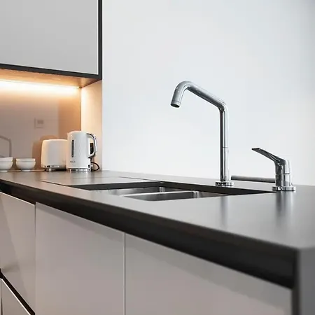 Modern 2 Bed Battersea Power Station Apartment London Exterior photo