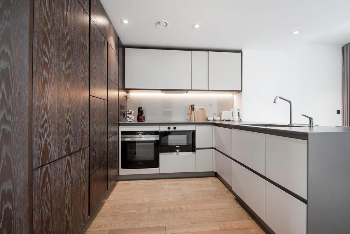 Modern 2 Bed Battersea Power Station * Londra