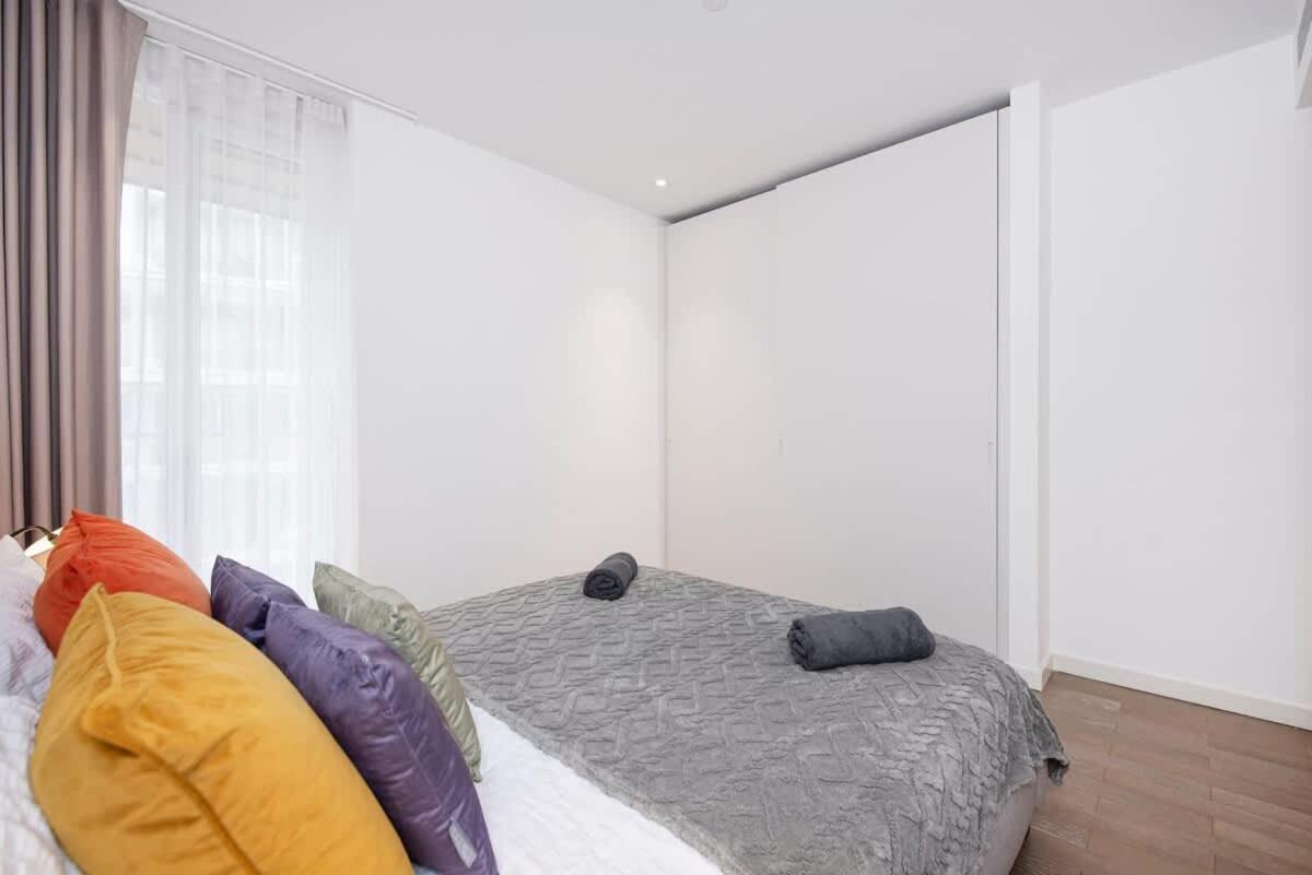 Modern 2 Bed Battersea Power Station * Londra
