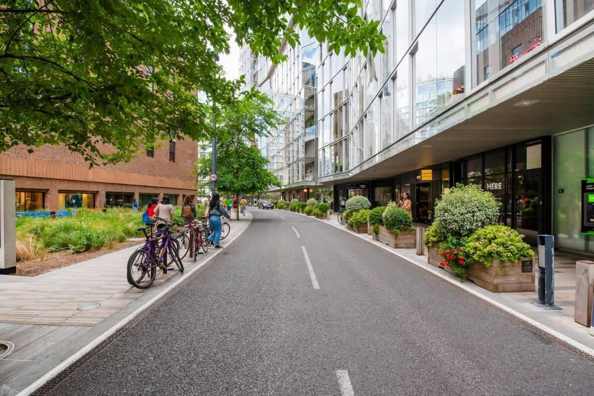 Modern 2 Bed Battersea Power Station Appartamento