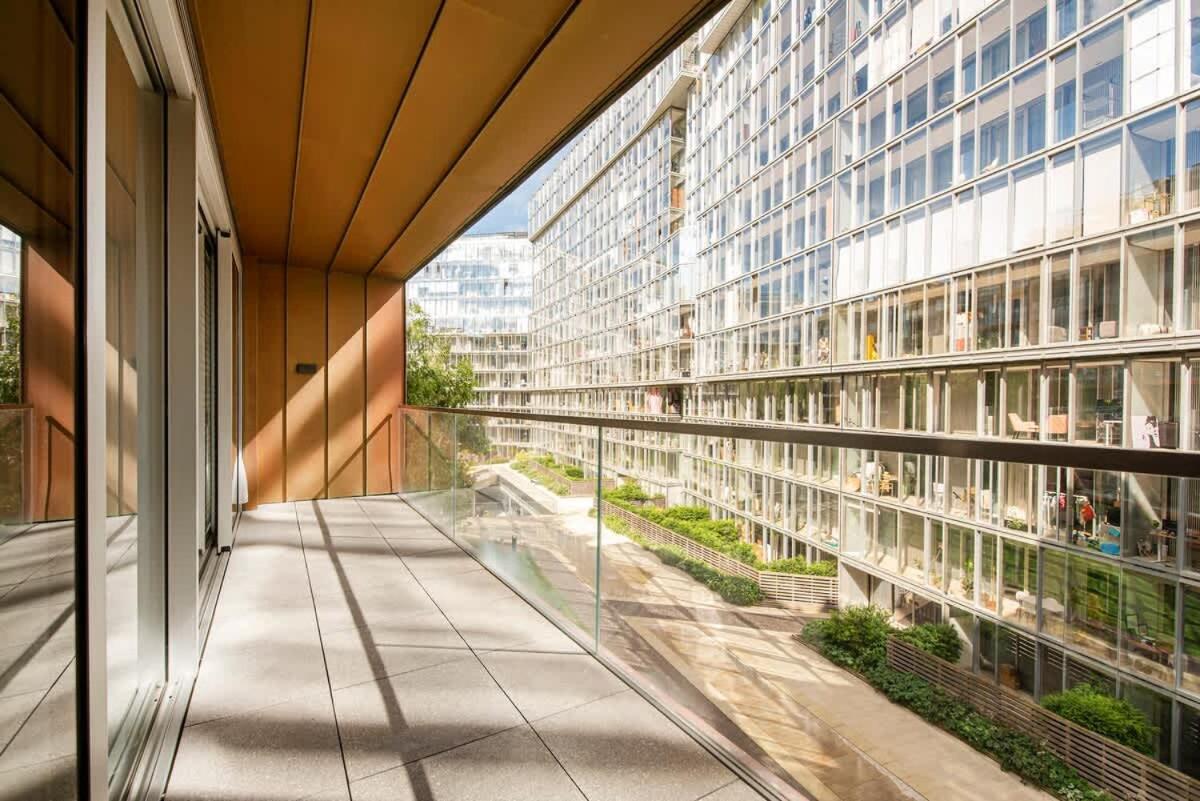 Modern 2 Bed Battersea Power Station Appartement Londres